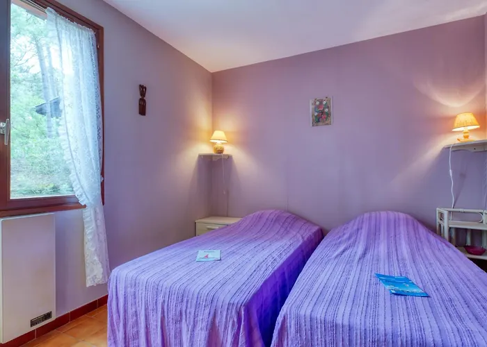 Сasa de vacaciones Les Sylvaines By Interhome Carcans